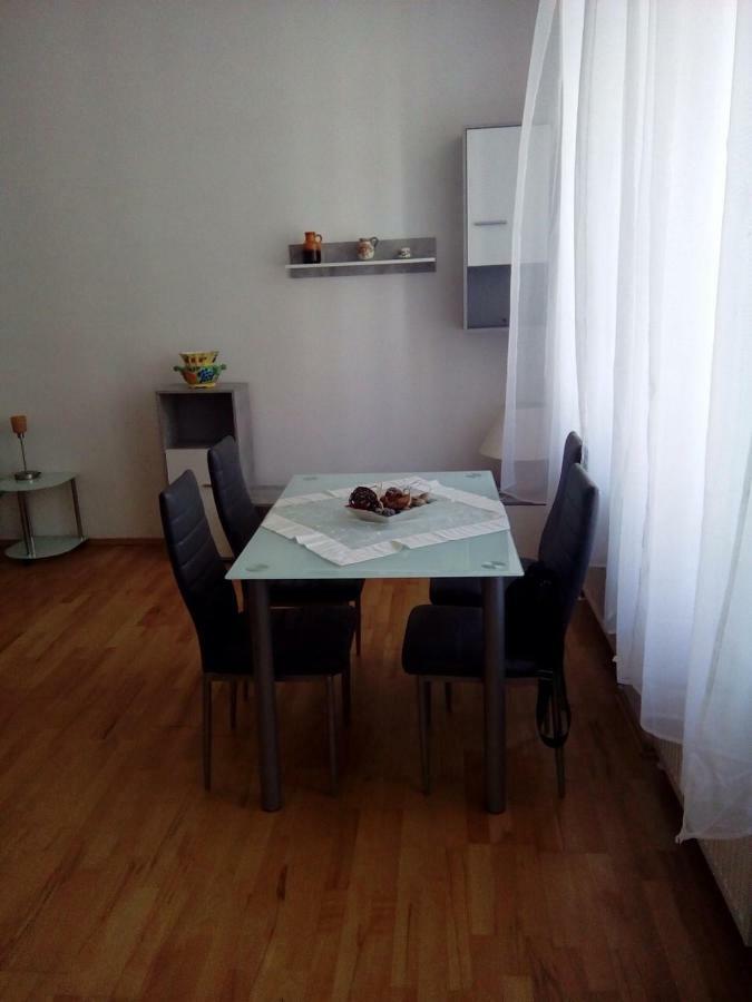 Apartment Veronika 29 Viena Exterior foto